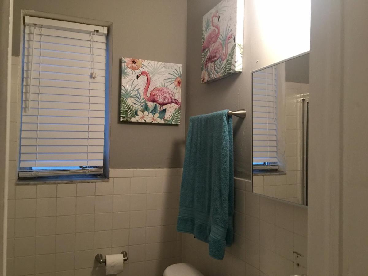Apartamento Comfy 1br W/free Parking & Wifi